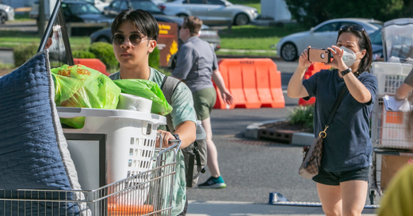 Welcome, new Profs! With fanfare and fun, Class of 2025 joins Rowan